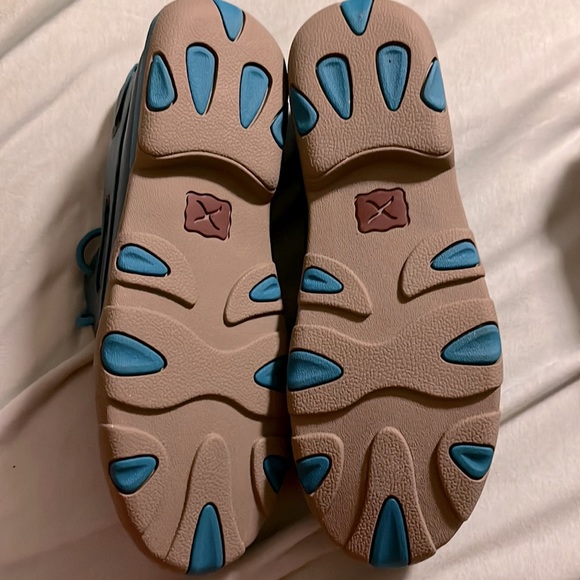 New Twisted X women’s driving Mocs 8 1/2 - Picture 7 of 11